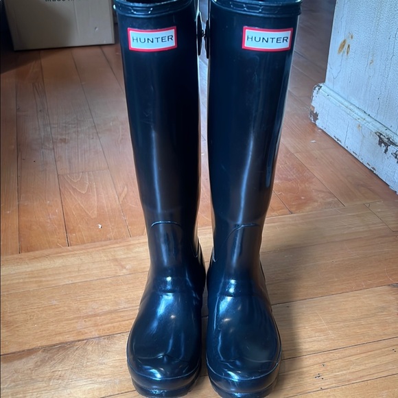 Hunter Shoes - Hunter Classic Black Rain Boots Size 6